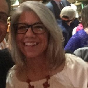 Meet your Posher, Lori